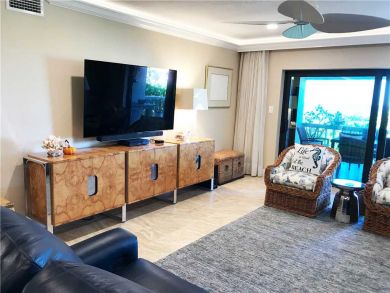 Beach Vacation Condos on Longboat Key BEACHFRONT